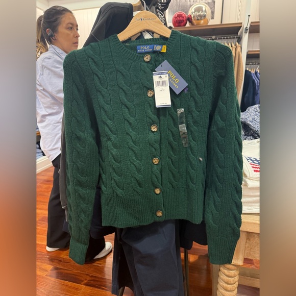 Polo Ralph Lauren Cable-Knit Wool-Cashmere Cardigan in green - Picture 7 of 8